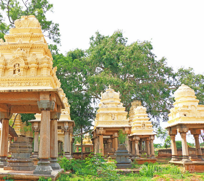 玛哈茹阿佳的纪念碑和墓迈索尔邦印度