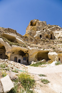 土耳其，于尔居普。多层凝灰岩洞穴的老城