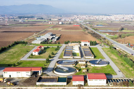 Giannitsa 城市污水厂的鸟瞰图
