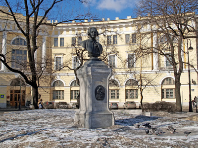 圣彼得堡。 m.v.lomonosov纪念碑17111765