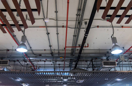 天花板管道图片