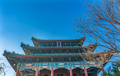 远景山宝塔亭景山公园, 中国北京。紫禁城的一部分, 后来一个单独的公园, 建于1179年