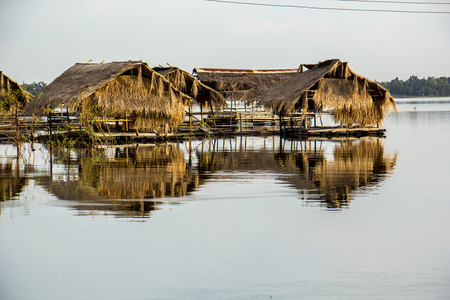 漂流，河，天空，漂浮别墅 水 一间小屋