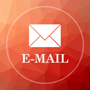 电子邮件图标。在红色低聚背景上的电子邮件网站按钮