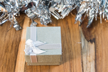 礼品盒装饰圣诞节和新年。背景
