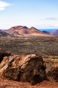 兰萨罗特岛 Timanfaya 国家公园的沙漠岩石