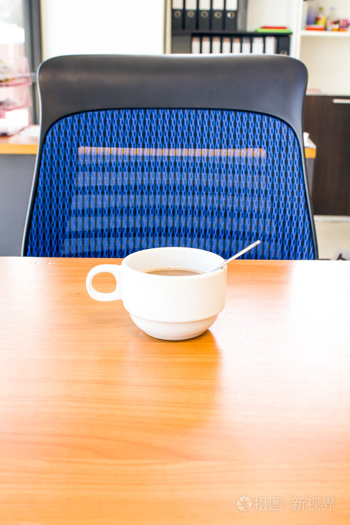 办公桌与咖啡