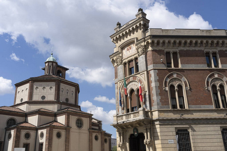 Legnano, 米兰, 伦巴第, 意大利 历史建筑被称为宫殿 Malinverni, 主持市政厅, 和圣马格诺教堂