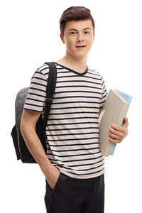 十几岁的学生带着背包和书本在白色背景下被隔离