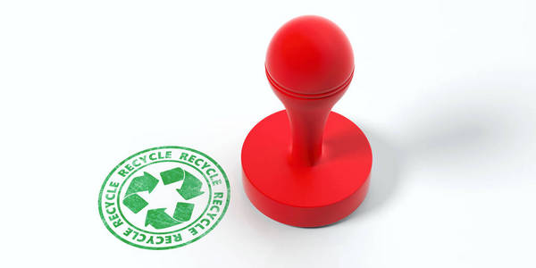 回收图章。红色圆橡胶印版和绿色邮票与文本回收被隔绝在白色背景。3d 插图