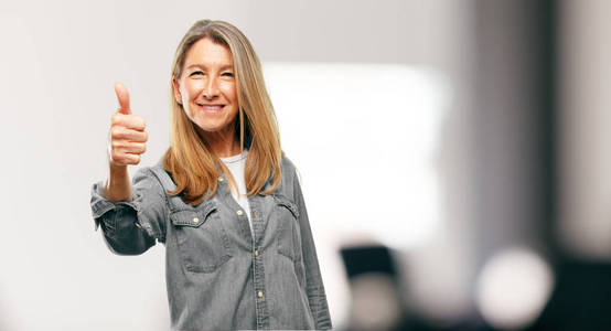 发送信号图片-发送信号素材-发送信号插画-摄图新视界