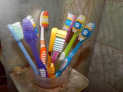 卫生牙刷浴室配件