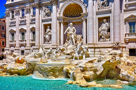 罗马特雷维喷泉 fontana di trevi 在罗马, 意大利。特雷维是罗马最著名的喷泉。罗马的建筑和地标