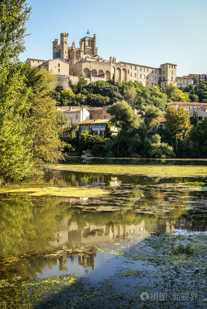 贝塞尔曲线城市与河流