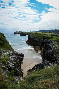 在 Buelna 海滩风景如画的看法