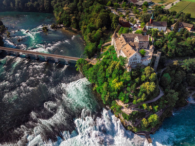 莱茵河瀑布 Rheinfall 瀑布与城堡 Laufen 城堡, 诺伊豪森在沙夫豪森附近, 小行政区沙夫豪森, 瑞士, 欧洲