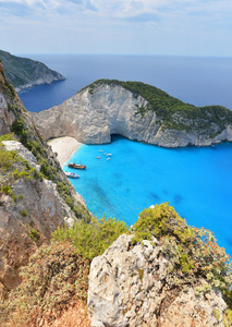 在希腊的 Navagio 海滩