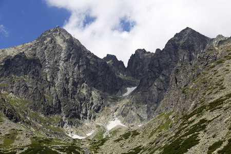 论斯洛伐克高 Tatras 的山峰和高山景观