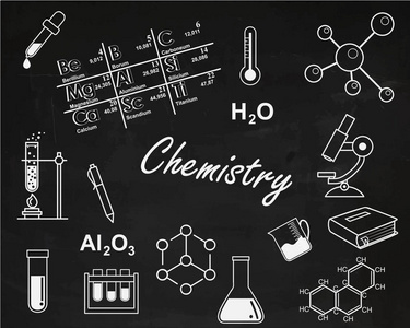 回到学校。化学课