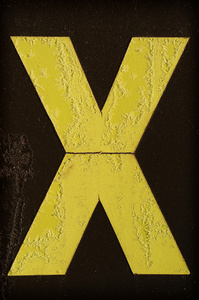 黄色字母 X 满霜