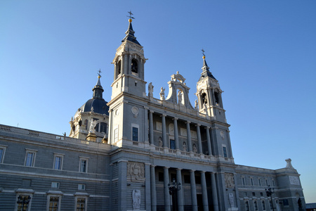 马德里西班牙的大教堂