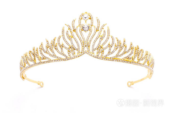 黄金王冠与钻石查出的白色