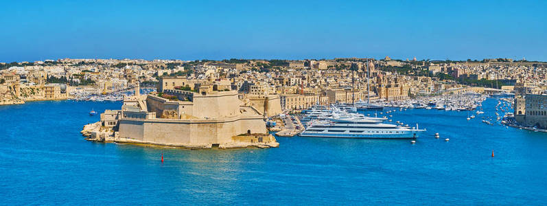 中世纪堡垒 St. 安吉洛和 Vittoriosa 是 Birgu 的主要地标中世纪设防的城市在瓦莱塔大海港, 马耳他