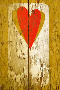 老木墙上绘图的爱情符号