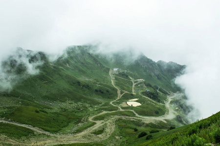 在云和雾山