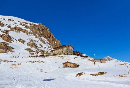 高山滑雪度假村奥地利因斯布鲁克自然和体育背景