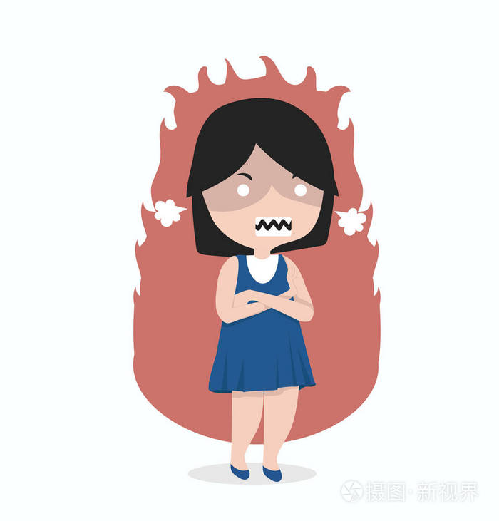 小女孩生气地站着用双臂折叠