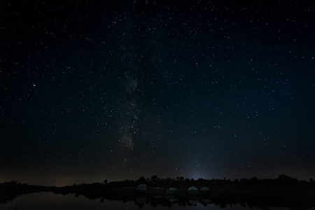 Barruecos 自然区夜间摄影。埃斯特雷马杜拉.西班牙