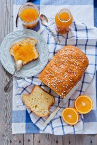 法式奶油法式甜奶油面包, 橙色果酱