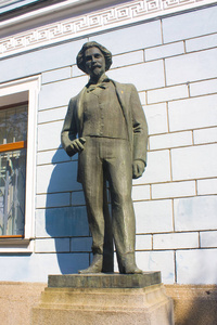 乌克兰基辅2018年6月11日 列宾在基辅国家俄罗斯艺术博物馆 Tereshchinskaya 街附近纪念碑