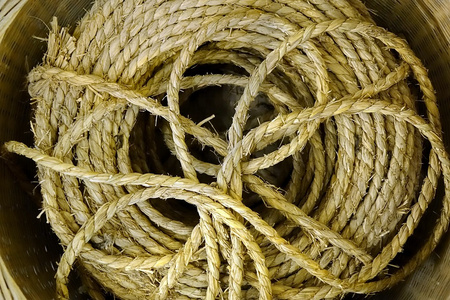 稻草绳图片