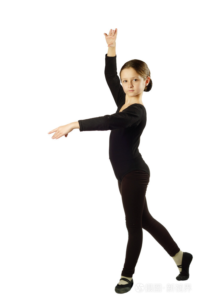 小女孩舞蹈家在白色背景上的姿势