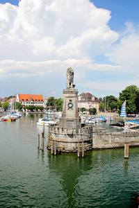 美丽的林道狮子法规在海港在康斯坦斯, Bodensee, 德国