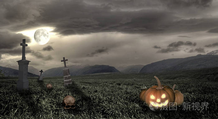 怪异的万圣节墓地与乌云月亮和南瓜