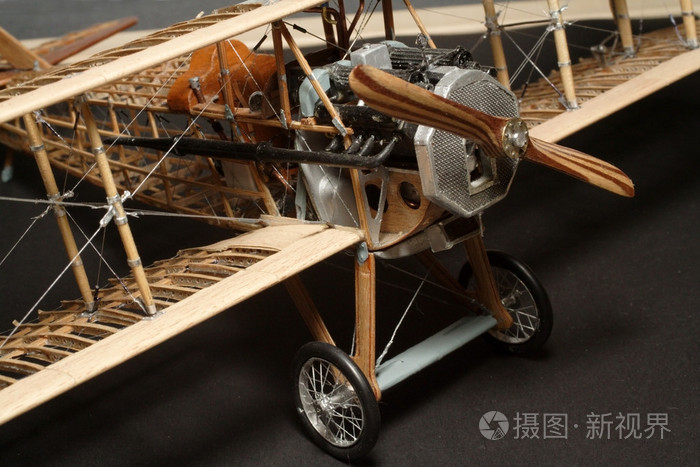 飞机的木制模型