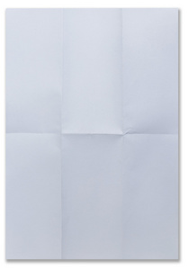 纹理的白纸对折六上白色孤立