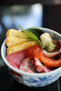 凯森伟业海鲜饭碗日本料理图片