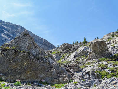 在瑞士, 欧洲的 Gemmi 通过的高山路线惊人的风景