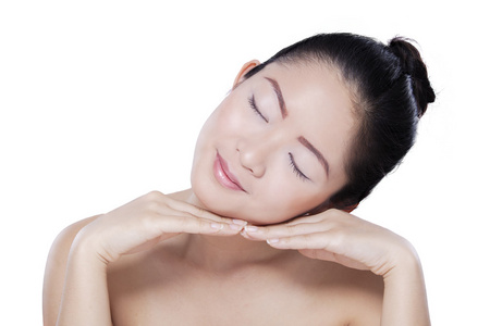 女模特在工作室里的健康皮肤照片