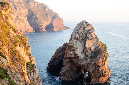 在 cabo da roca，葡萄牙的海岸