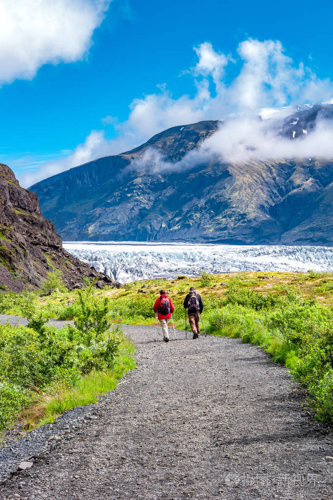 美妙和大 skaftafellsjokull 冰川附近 skaftafell 在南冰岛和徒步