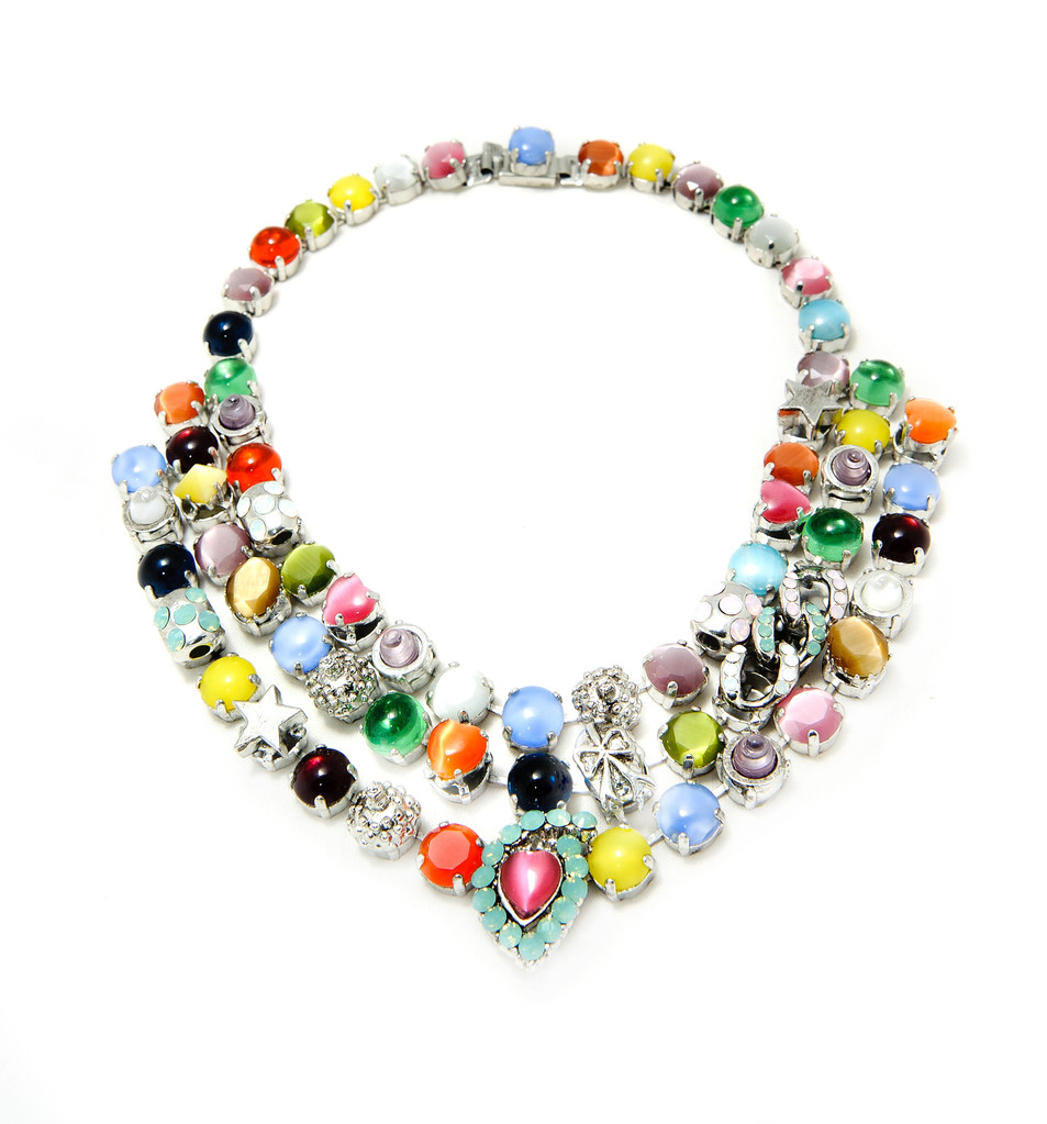 伟德国际39元双层珍珠项链六种佩戴方式解锁你的时尚新风格！