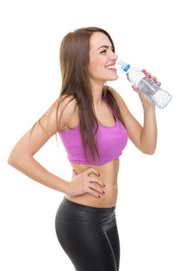 在锻炼过程中适合年轻女子喝水