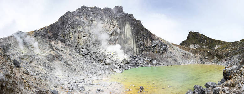 印度尼西亚苏门答腊 Sibayak 火山火山口
