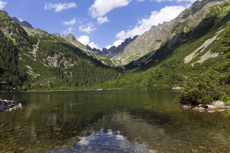 论斯洛伐克高 Tatras 的山峰和高山景观