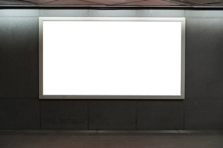 大空白广告牌上街道的墙，横幅与空间添加您自己的文本
